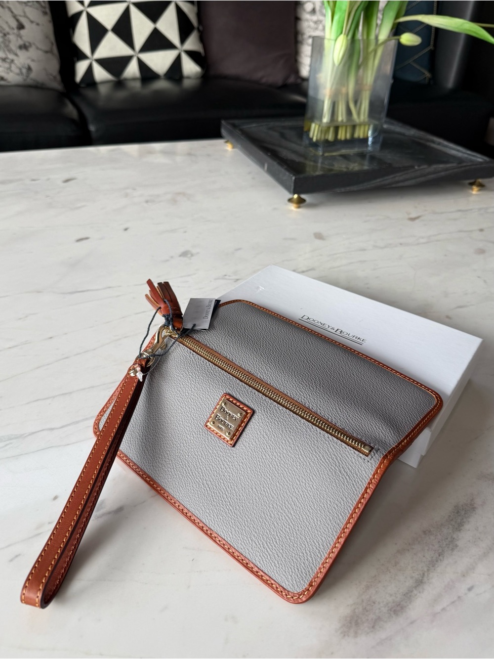 New Dooney & Bourke Kirby Tatum Leather Wristlet Wallet Clutch - Picture 7 of 16